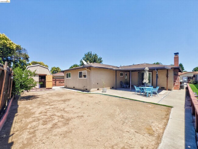 Building Photo - 2928 Rio Grande Dr