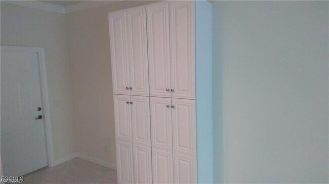 Building Photo - 1057 Winding Pines Circle