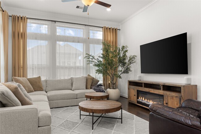 Building Photo - 28230 Emerald Bnd