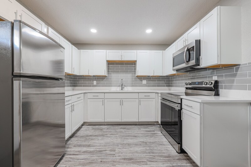 Building Photo - 1159 W Drummer Ave