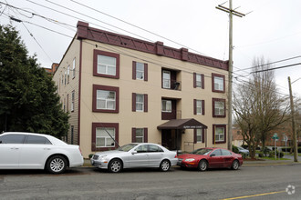 Building Photo - QA Queen Anne Court