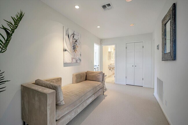 Building Photo - Welcome to Your Luxurious Napa Valley Retr...