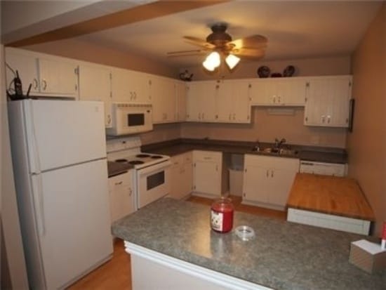 Building Photo - 12000 W Bluemound Rd