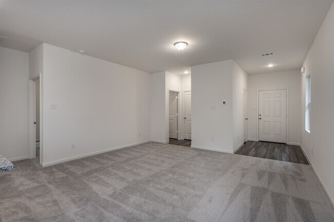 Building Photo - 1708 Marquette Rd