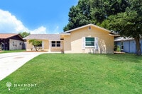 Building Photo - 1604 Stonehaven Way