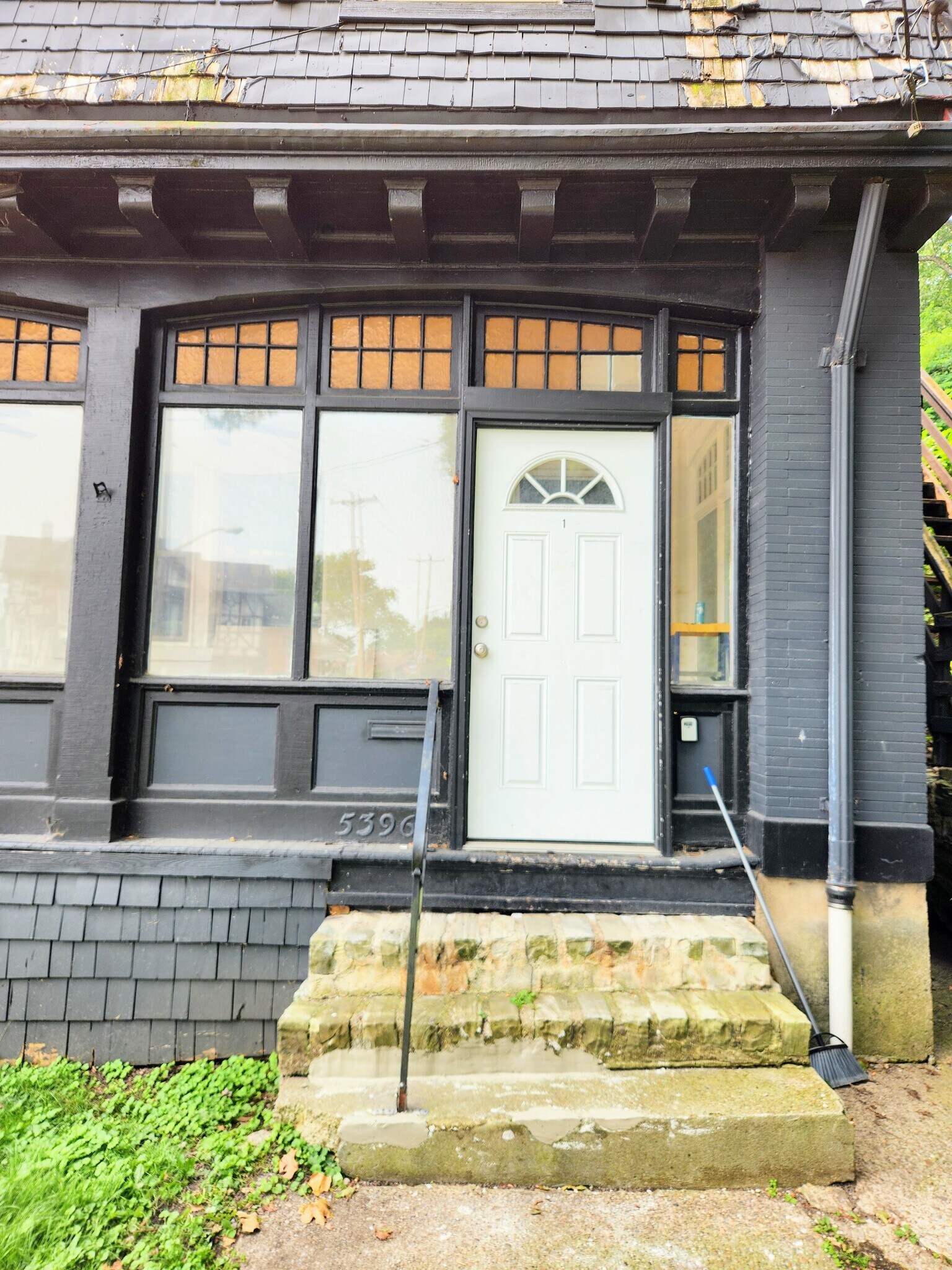 Building Photo - 5396 Stanton Ave