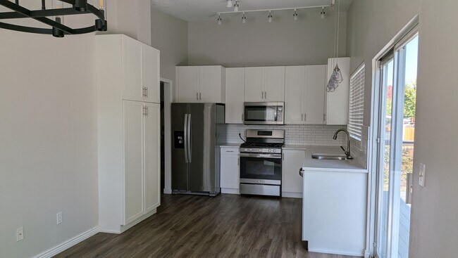 Building Photo - 8528 Ingalls Cir