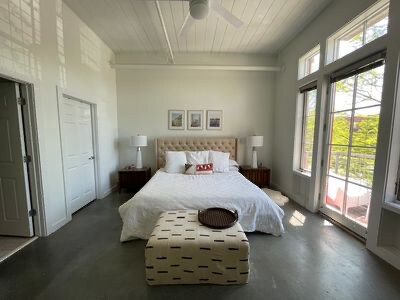 Building Photo - 572 Edgewood Ave SE