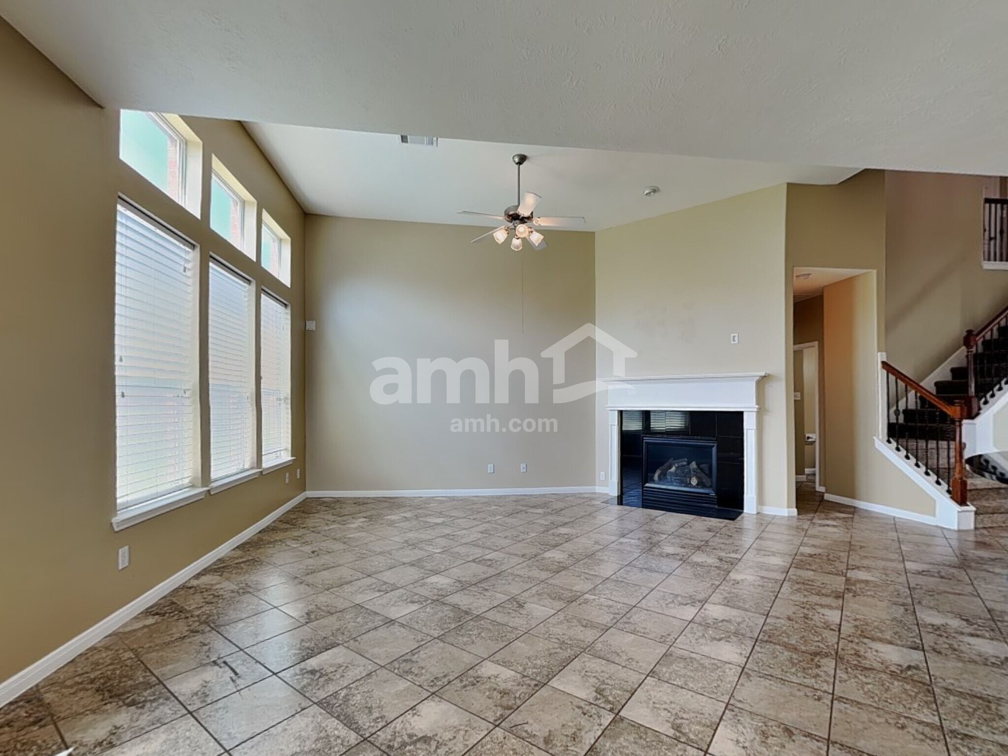 Building Photo - 16954 Langham Heights Ln