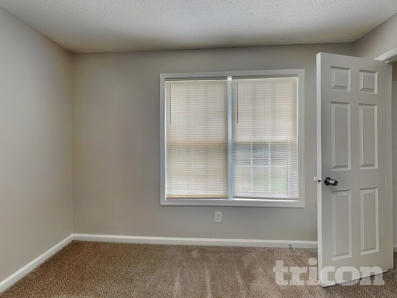 Building Photo - 93 Southern Trace Way