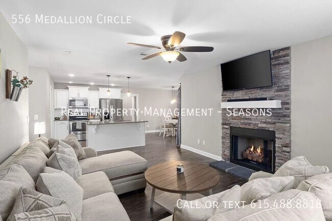 Building Photo - 556 Medallion Cir