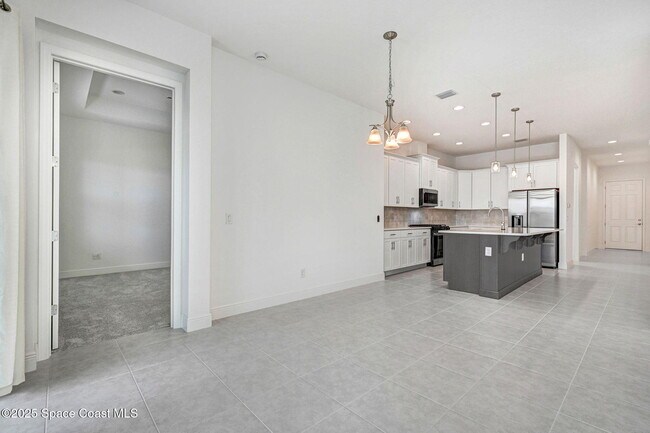 Building Photo - 2988 Pangea Cir