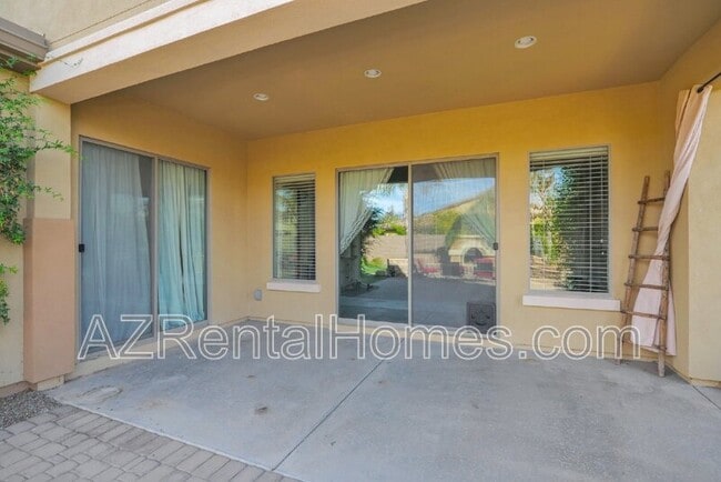 Building Photo - 1492 E Prescott Pl