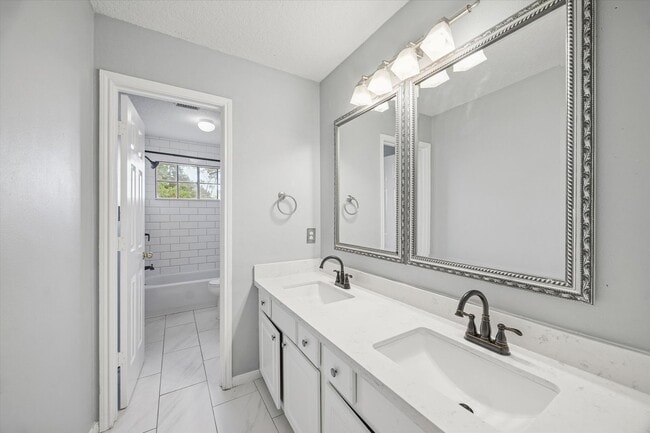 Building Photo - Move-in Ready Spring/Klein Home for Lease!