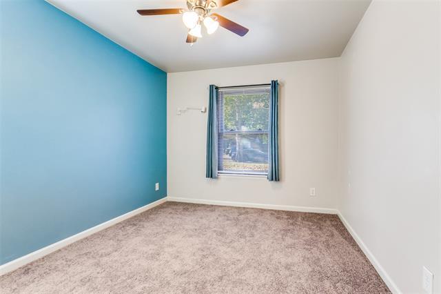 Building Photo - 607 La Salle Dr