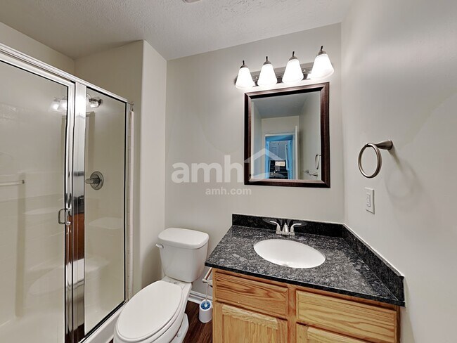 Building Photo - 229 Walton Dr