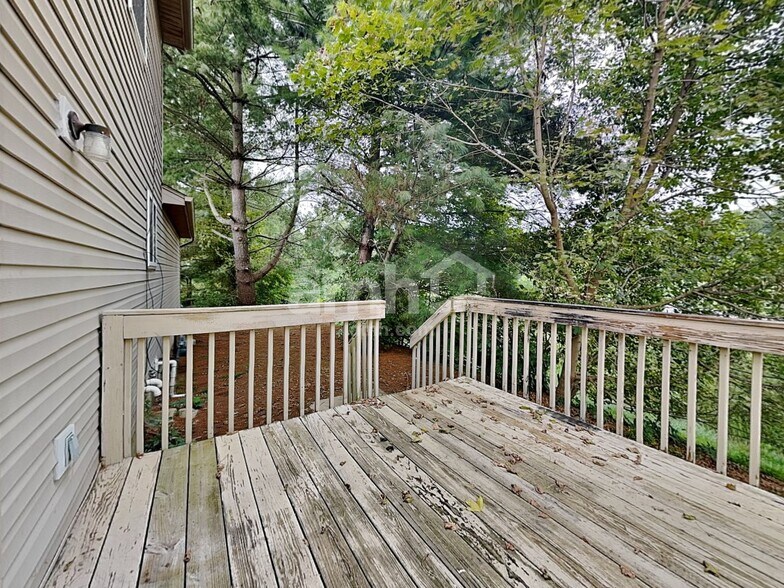 Building Photo - 3078 Cattail Cove Ln