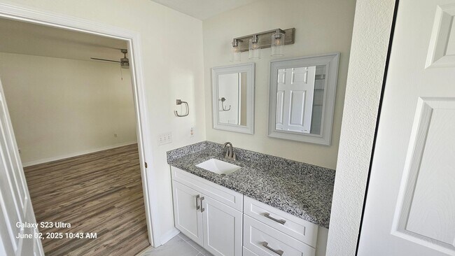 Building Photo - Updated 3 Bedroom, 2 Bath Home in Matanzas...