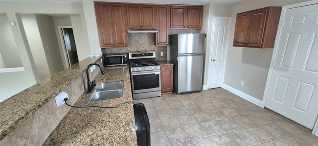 Building Photo - 12014 Chelsea Elm Ct