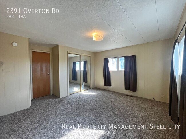 Building Photo - Spacious 2-Bed Home on Acreage in Peaceful...