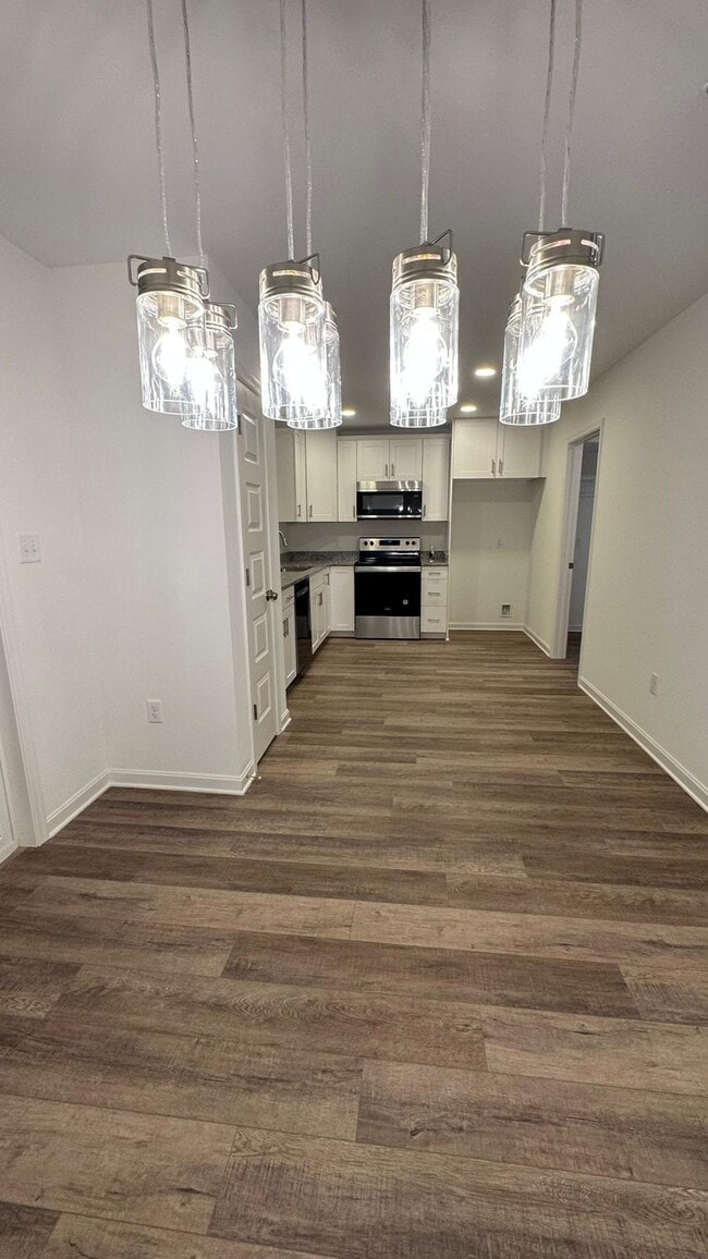 Building Photo - 46 Ashburg Dr