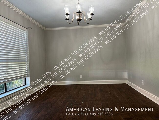 Building Photo - 2207 Spring Oak Ln