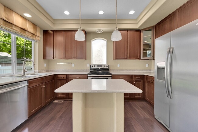 Building Photo - $2,595.00 - 3 Bed, 2.5 Bath Single Family ...