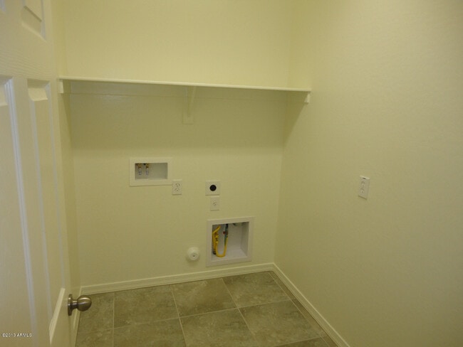 Building Photo - 16343 N 73rd Dr