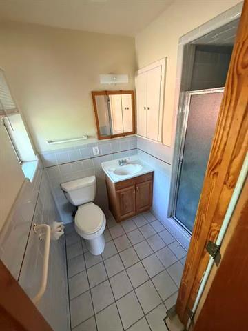 Building Photo - 413 Frances Way