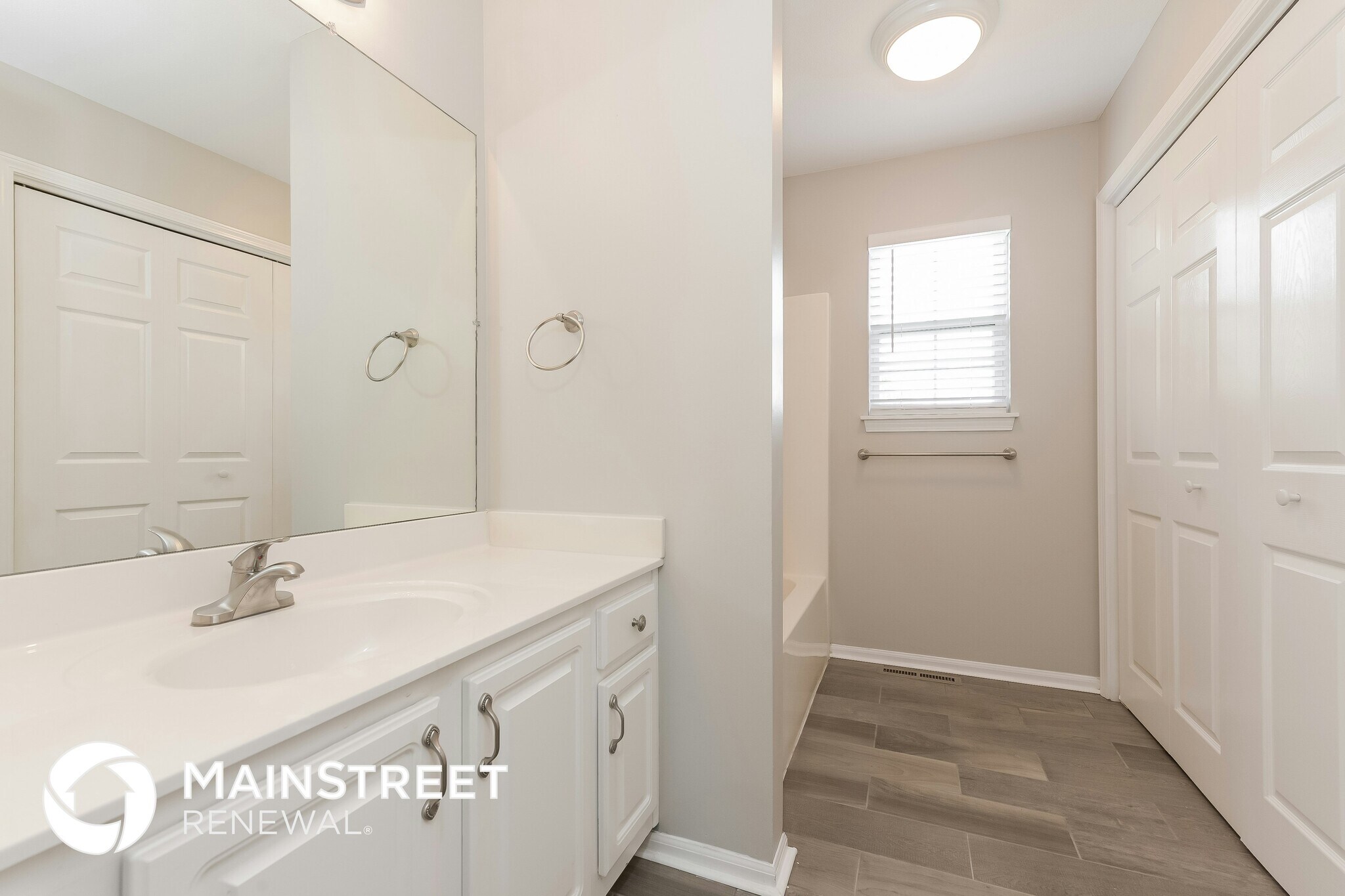 Building Photo - 203 N Highland Dr