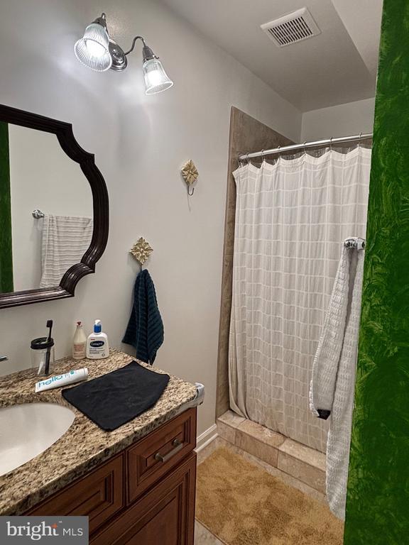 Building Photo - 8724 Hawkins Creamery Rd