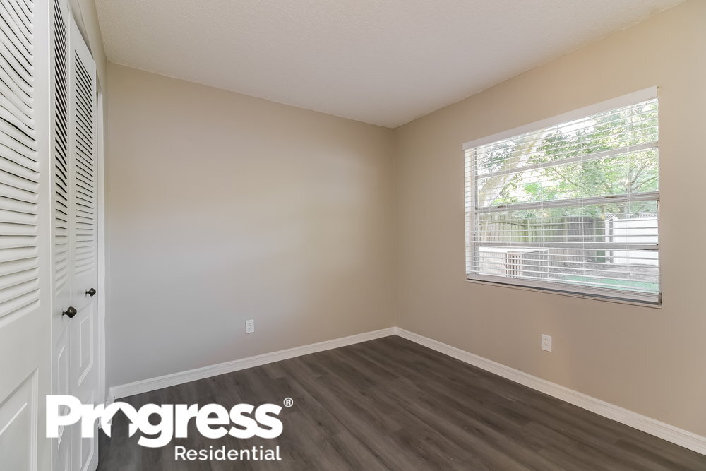 Building Photo - 1670 Palm Leaf Dr