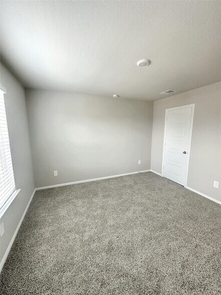 Building Photo - 3065 Strawberry Farm Ln