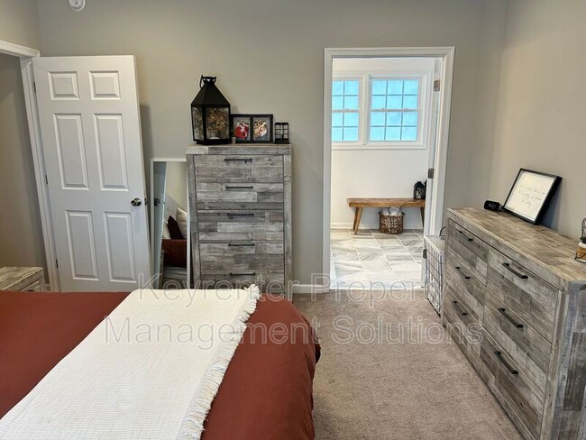 Building Photo - 301 Purdue St