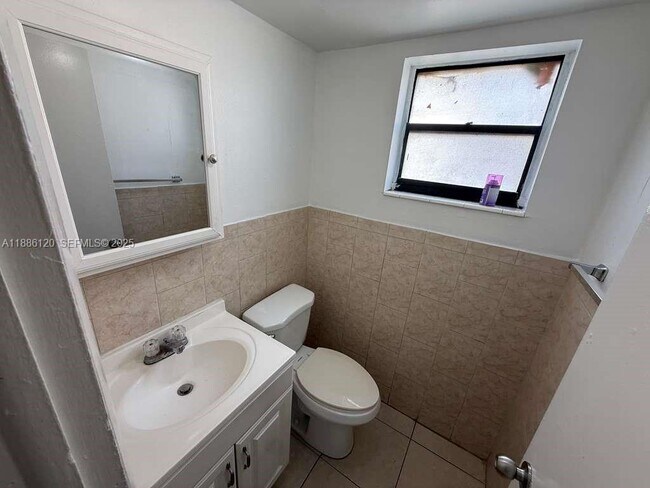 Building Photo - 6675 W 4th Ave