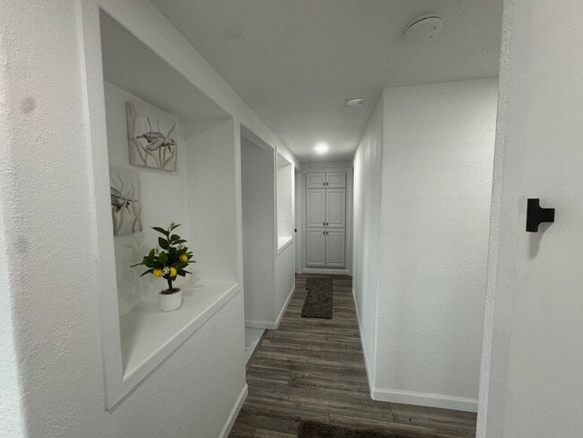 Building Photo - Updated 3 bedroom house
