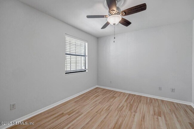 Building Photo - 101 Willow Pond Ln