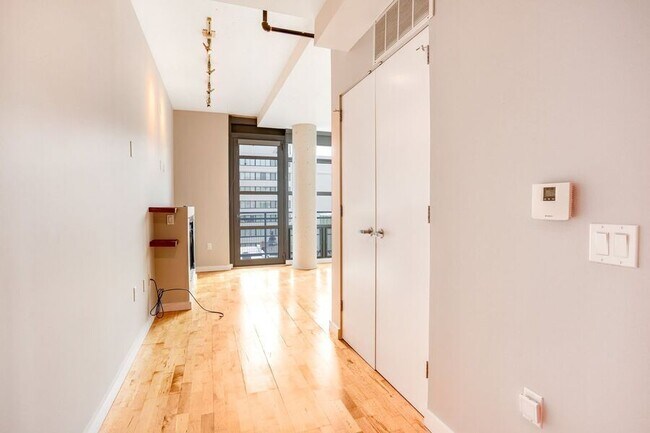 Building Photo - 1125 11th St NW