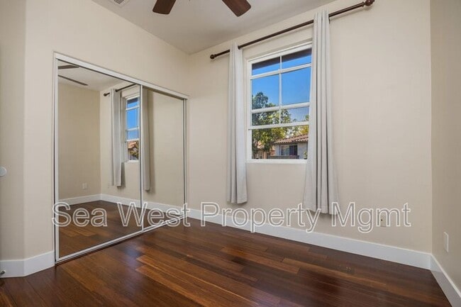 Building Photo - 6148 Paseo Granito
