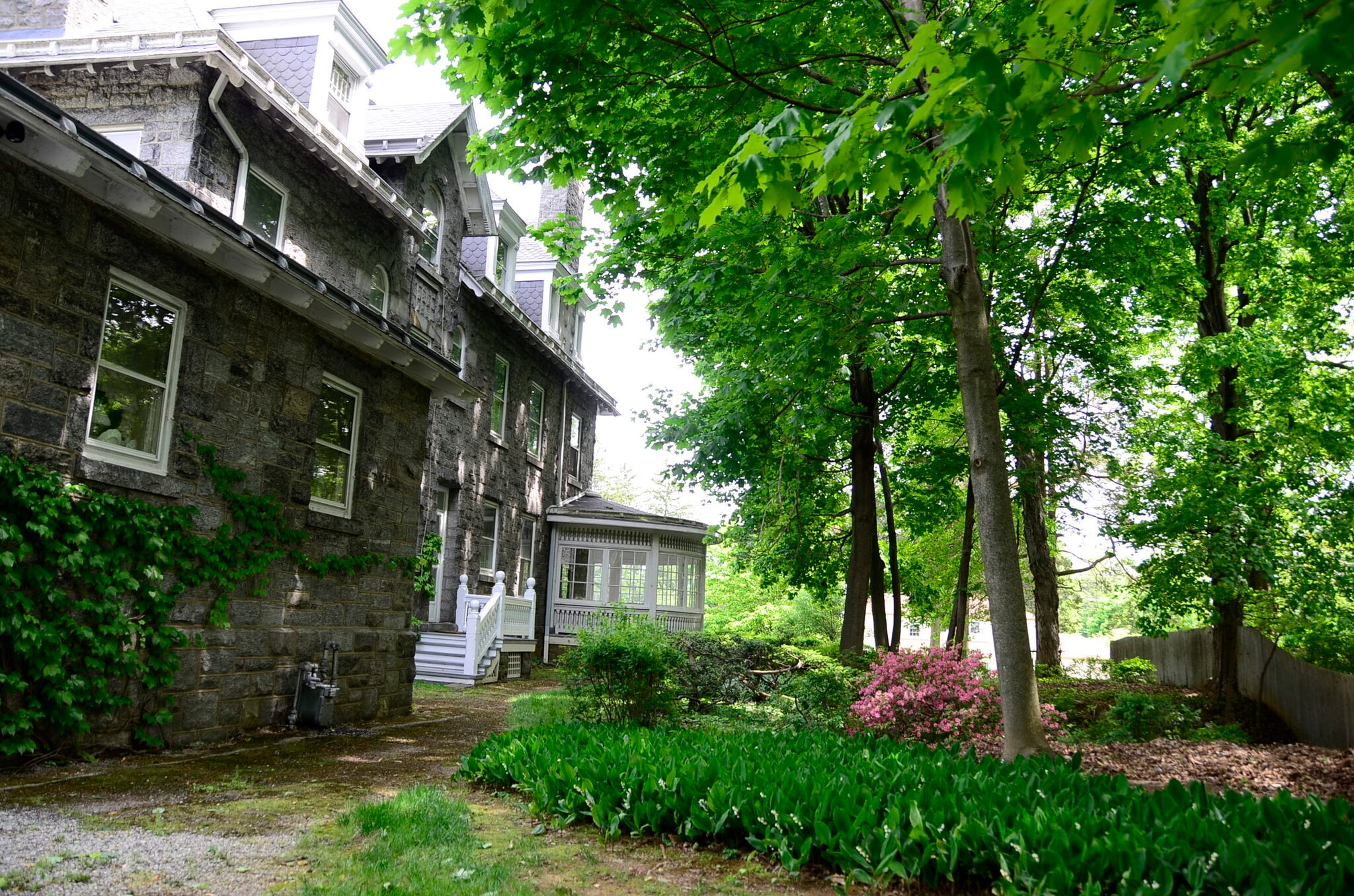 Building Photo - 700 Conestoga Rd