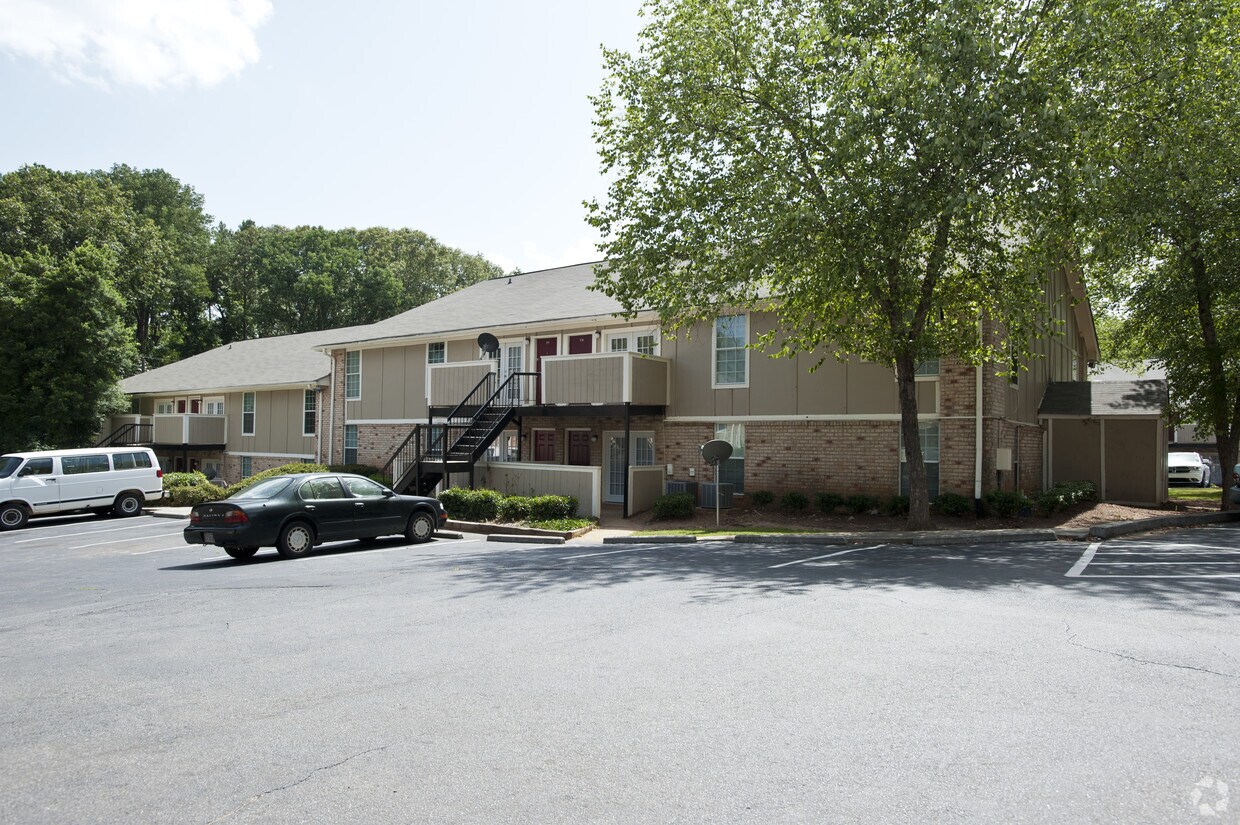 Lakeview Apartment Homes Stone Mountain Ga Apartment Finder