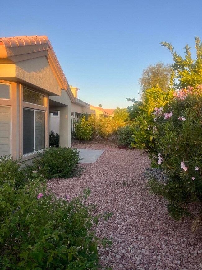 Building Photo - 78582 Dancing Waters Rd