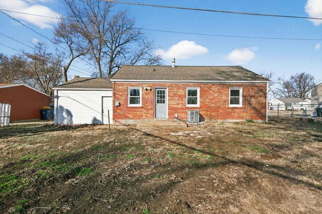Building Photo - 4508 Ashby Rd