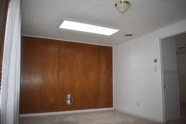 Building Photo - 28 Rinkus Dr