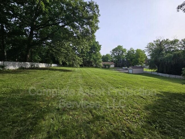 Building Photo - 5121 W 113th Ave