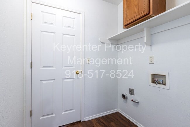 Building Photo - Beautiful 3 Bedroom, 2 Bath Home!