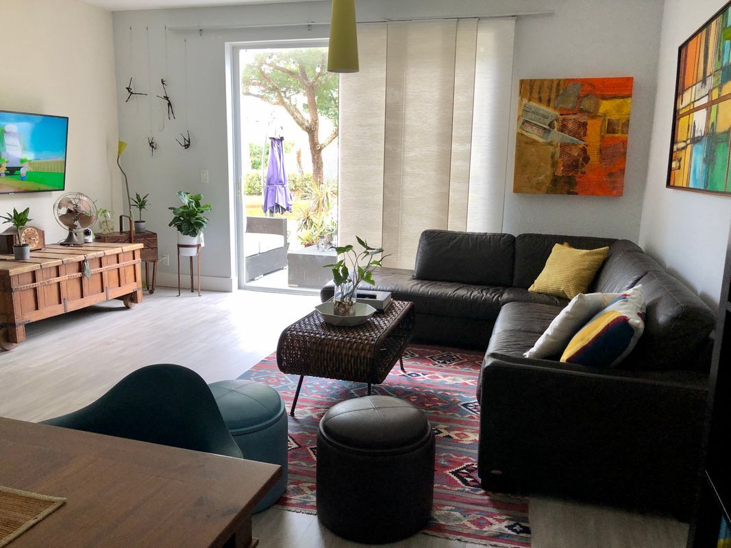 Building Photo - 2233 Ensenada Terrace