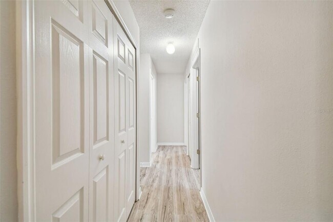 Building Photo - 30626 Birdhouse Dr