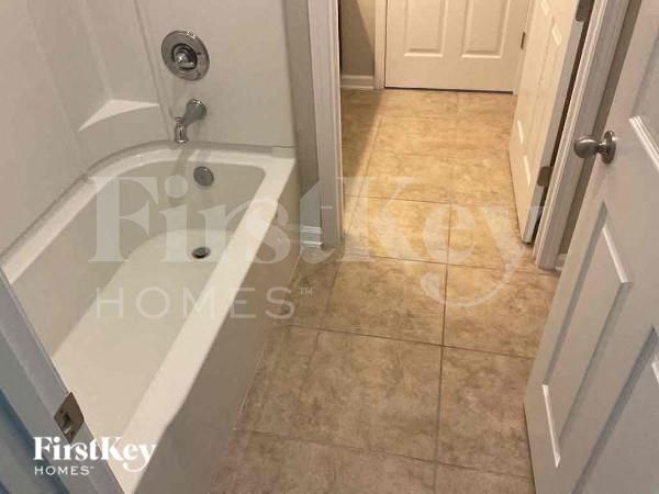 Building Photo - 95415 Woodbridge Pkwy