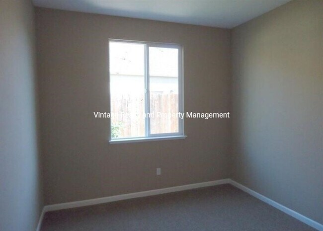 Building Photo - 1473 Swallow Tail Ln